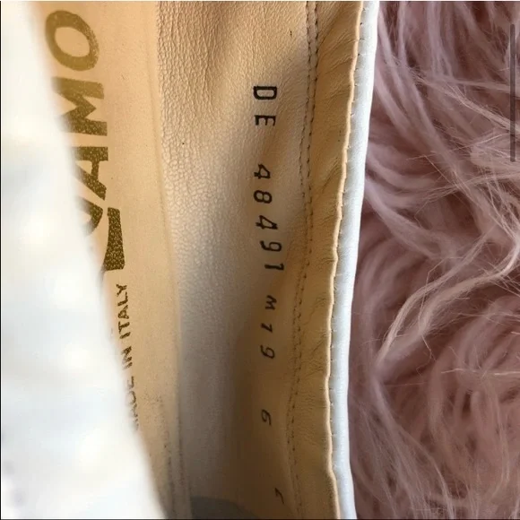 Salvatore Ferragamo flats 💯 percent Authentic - Picture 3 of 6